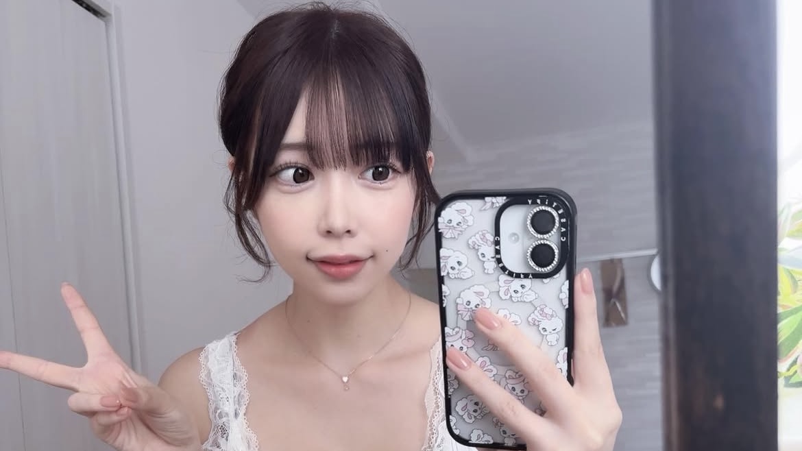 星野ねね AV女優 エロい 唇 キス