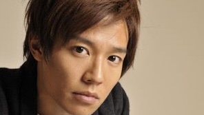 小出恵介 濡れ場 エロい ベッドシーン キス イケメン かっこいい